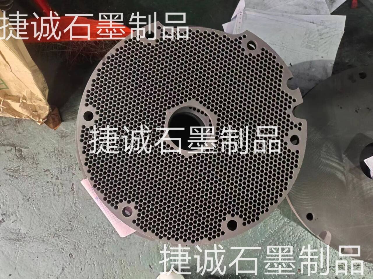 硬質合金石墨盤，石墨盤，刀具燒結石墨盤，石墨盤加工，銅管燒結石墨盤，燒結石墨盤，石墨盤加工廠，石墨盤生產廠家，石墨盤廠家